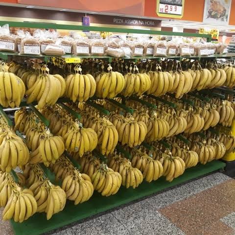 GANCHO PARA PENDURAR BANANA